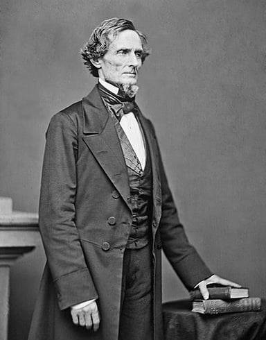 Which are Jefferson Davis's military ranks?[br](Select 2 answers)