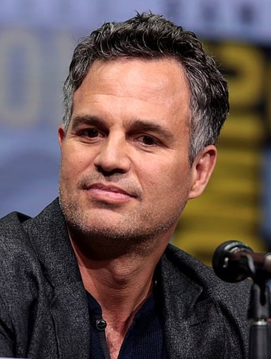 For which movie did Ruffalo receive an Academy Award nomination playing a sperm-donor?
