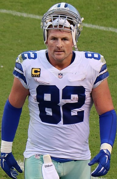 Who does Jason Witten trail in all-time career receptions and receiving yards by an NFL tight end?