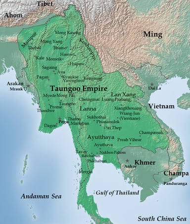 Which policy of Bayinnaung was followed by Burmese kings until 1885?
