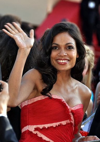 Which Marvel/Netflix series did Rosario Dawson appear in between 2015-2018?
