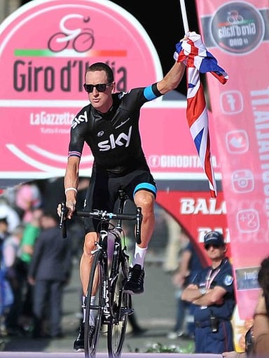 Which corticosteroid was Bradley Wiggins accused of using for performance enhancement?