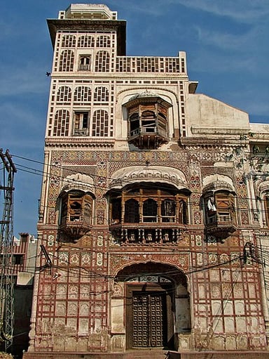 When did Lahore reach the height of its splendor?