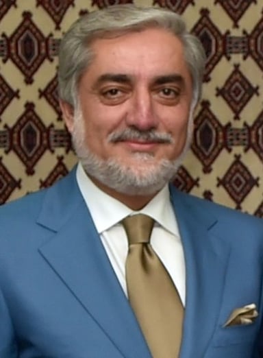 Where did Abdullah meet with Hekmatyar and Karzai in 2021?