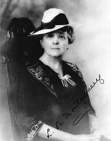 L. M. Montgomery passed away in which year?