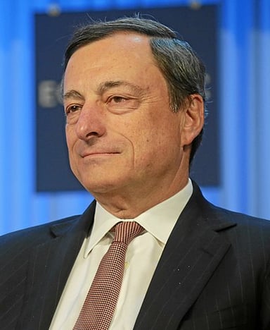 What payment system does the European Central Bank operate?