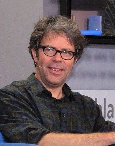 What is the full name of the American novelist, Jonathan Franzen?
