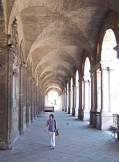 Under whom did Palladio study architecture?