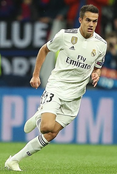 What position does Sergio Reguilón play in football?