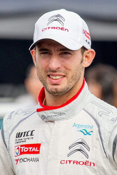 Why didn't Pechito make his F1 debut in 2010?