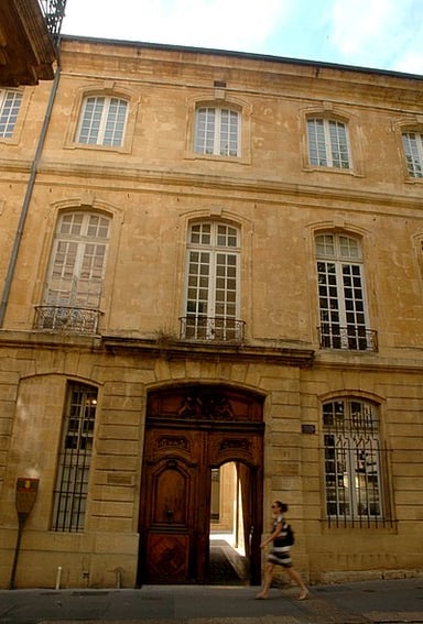 Which energy commission does Aix-Marseille University closely collaborate with?