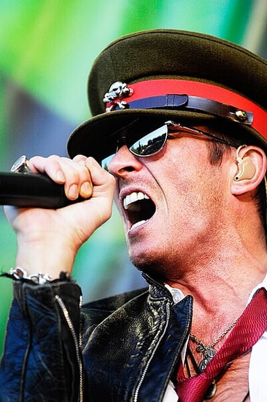 Scott Weiland constantly changed his appearance and.. ?