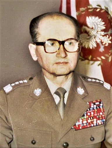 What was Wojciech Jaruzelski's profession before becoming a leader of Poland?