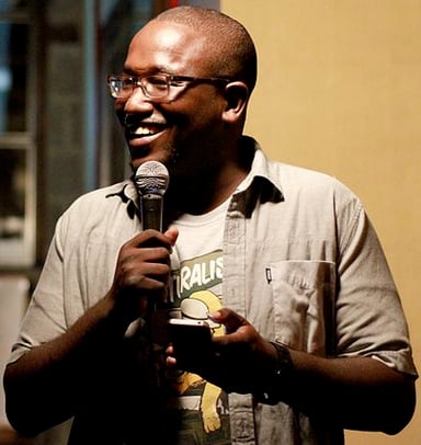 What genre of music does Hannibal Buress occasionally dabble in?