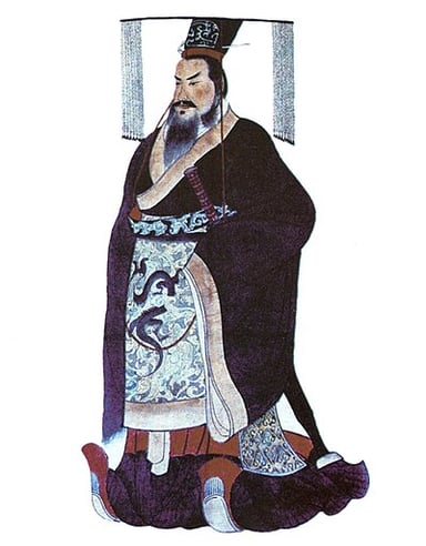 In which year did Qin Shi Huang become the first emperor of a unified China?