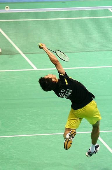 Who did Lee surpass to become Malaysia’s No.1 badminton player?