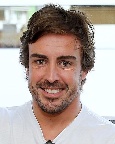 Which number did Fernando Alonso have while playing for [url class="tippy_vc" href="#5937"]Formula One[/url]?