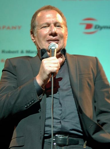 Which television sitcoms did Garry Shandling write for early in his career?