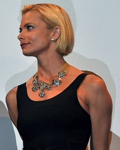 What is Jaime Pressly's middle name?