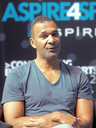 Which club did Gullit finish his playing career with?