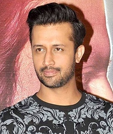 Does Atif Aslam also sing in Pashto?