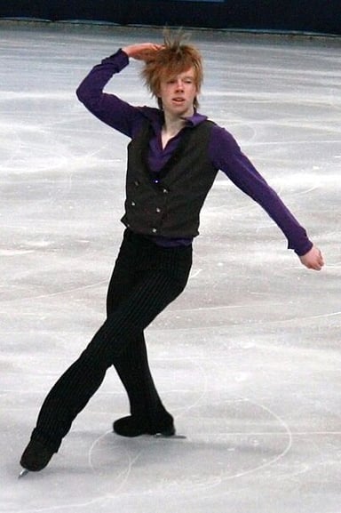 What medal did Reynolds achieve at the 2010 Four Continents?