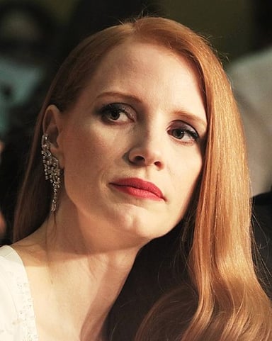 In which science fiction film did Jessica Chastain star alongside Matthew McConaughey?