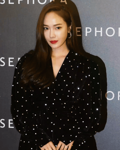 Why was Jessica Jung dismissed from Girls' Generation?