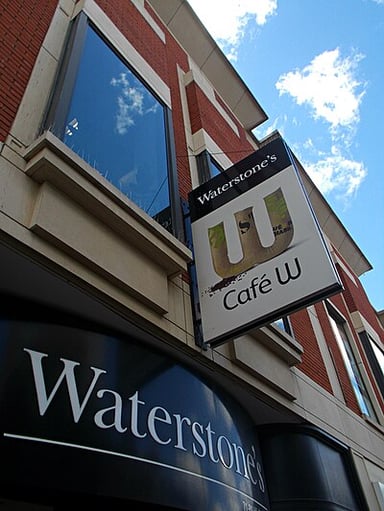 Which hedge fund bought a majority stake in Waterstones in 2018?