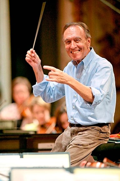What is one of the main instruments that Claudio Abbado conducted?
