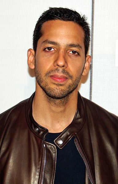 Is David Blaine known for performing magic on the street?