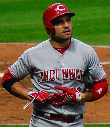 Who was the first Canadian MLB player to hit 300 home runs before Joey Votto?