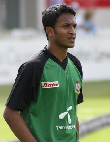 In which year did Shakib Al Hasan achieve his best Test bowling figures of 7/36?