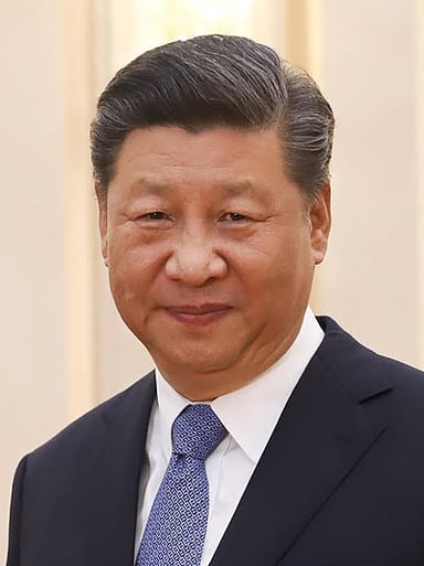 What academic degree has Xi Jinping achieved?