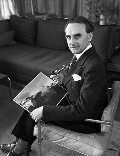 Richard Neutra designed a house for which prominent psychiatrist?