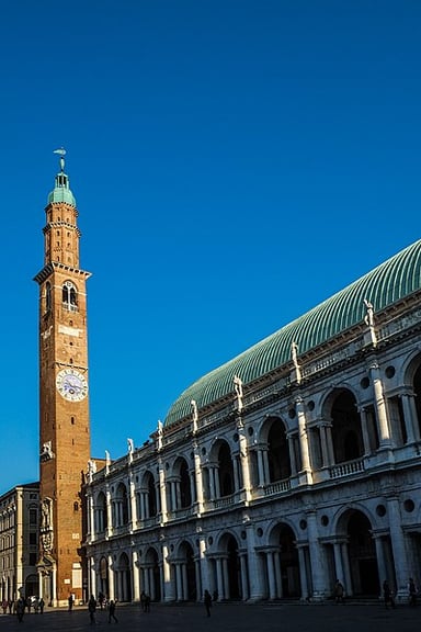 What famous theatre is located in Vicenza?