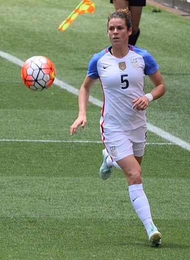 Kelley O'Hara transitioned to which position later in her career?