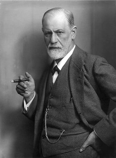 What is the location of Sigmund Freud's burial site?