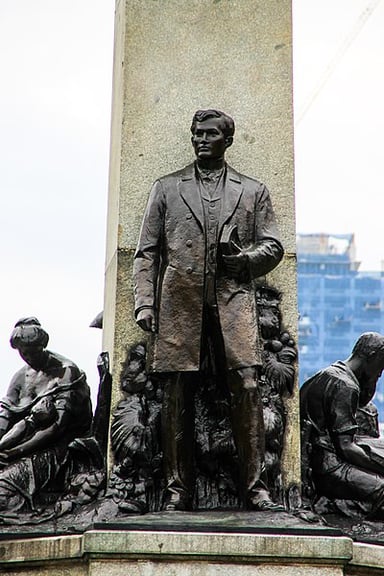 Which fields of work was José Rizal active in? [br](Select 2 answers)