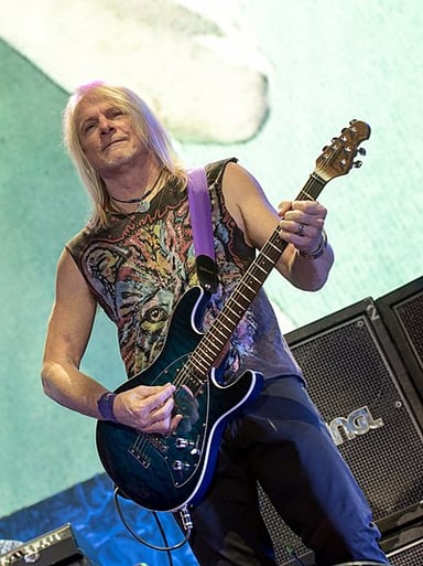 Which band was Steve Morse a member of from 1994 to 2022?