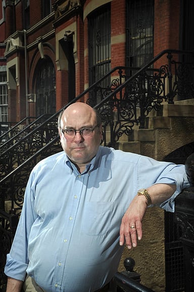 Peter Straub collaborated with which other famous horror writer?