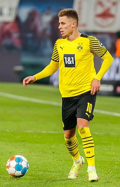 Thorgan Hazard played for Borussia Mönchengladbach for how many years?