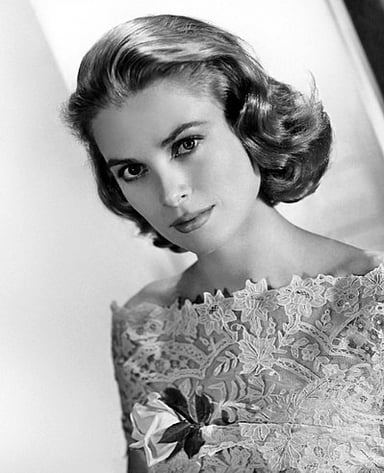What is the name of the hospital where Grace Kelly passed away?