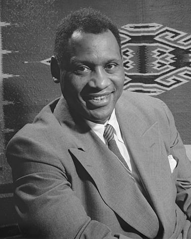 What is Paul Robeson's native language?