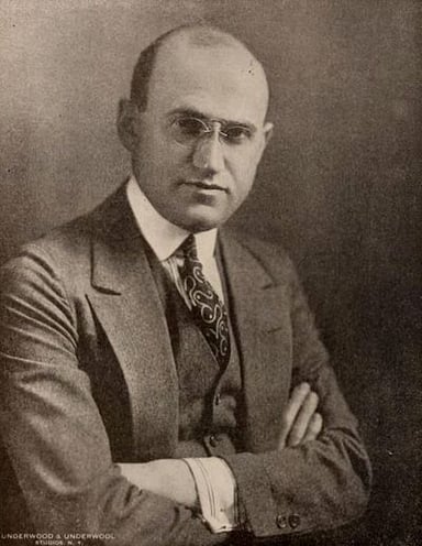 Samuel Goldwyn was a founding contributor of what in Hollywood?