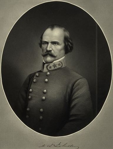 Was Robert E. Lee considered a superior general to Johnston?