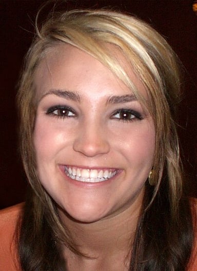 What type of music did Jamie Lynn Spears release her debut EP in?