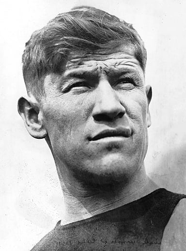 In which year did Jim Thorpe win his Olympic gold medals?