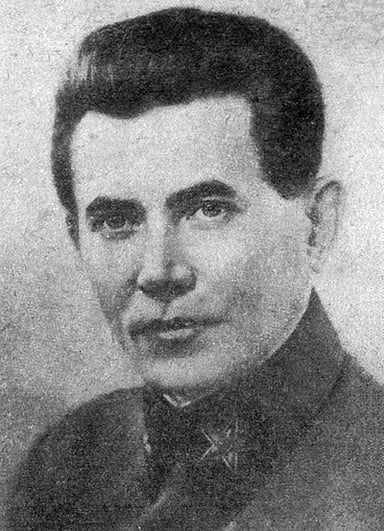 Why did Stalin eventually turn against Yezhov?