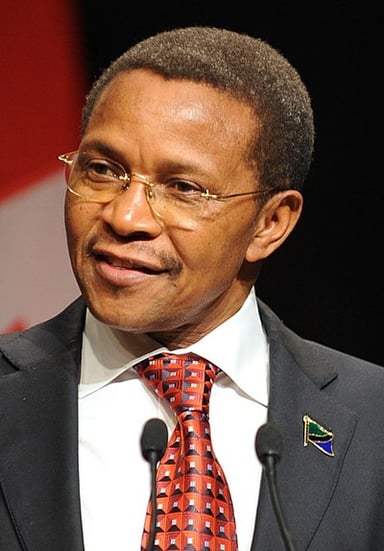 Before being President, which Ministerial role did Kikwete hold from 1995 to 2005?